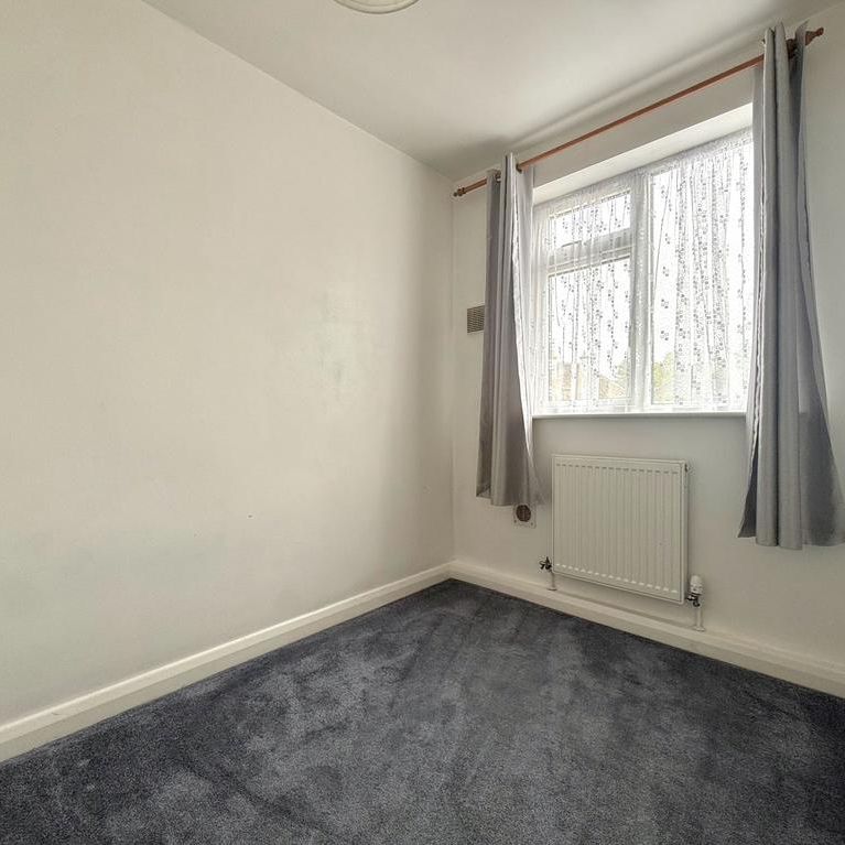2 bedroom maisonette to rent - Photo 1