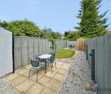 3 bedroom terraced house to rent - Photo 3