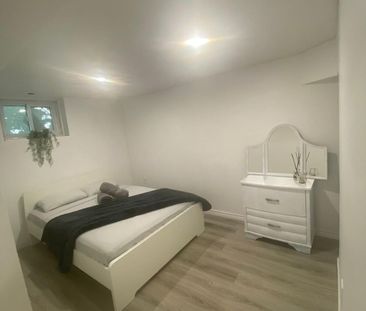 For Lease - 75 Walter Avenue Unit# Lower Level, Newmarket, Ontario - Photo 3