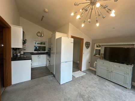 Stafford Road, Salford - Photo 4