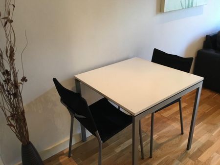 1 bedroom Flat To Let - Photo 2
