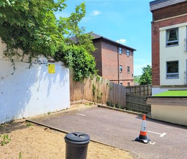 2 Bedroom Apartment Thorpe Road Norwich NR1 - Photo 4