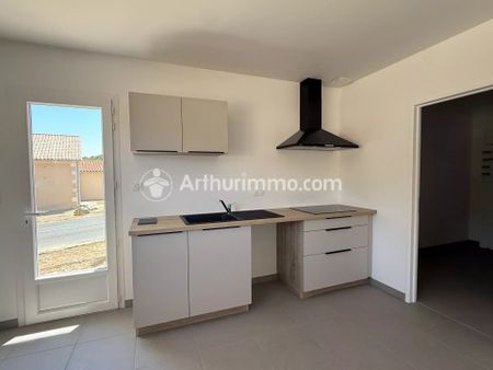 Location Maison 4 pièces 96 m2 à Neuvic - Photo 2