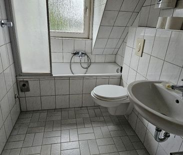 Gemütliche Dachgeschosswohnung mit ca. 75 m² Wohnfläche und 3 Zimmern - Foto 6