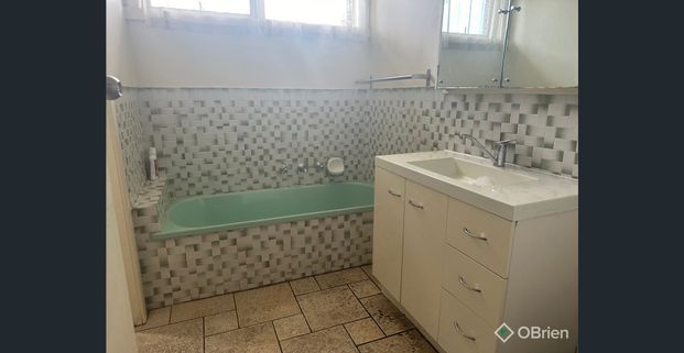 334 Burwood Highway, Burwood, Vic 3125 - Photo 1