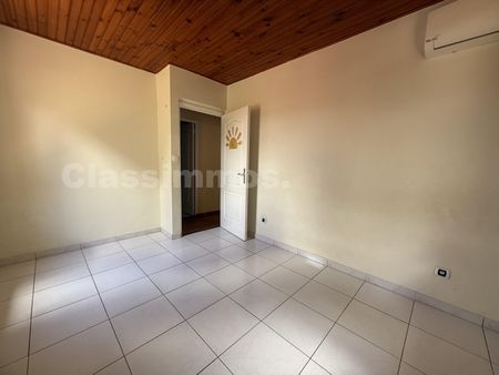 Location Appartement 4 pièces 113m² LE FRANCOIS 97240 - Photo 4