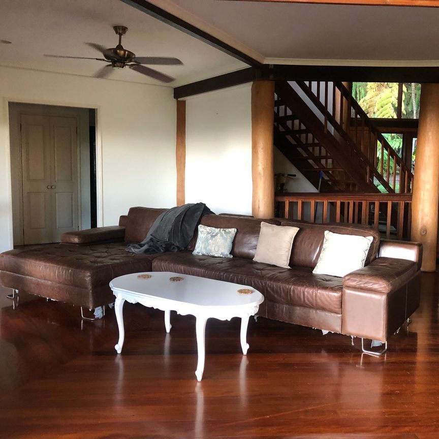 Smithfield - Photo 1