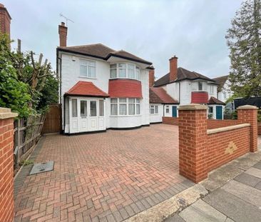 4 bedroom detached house to rent - Photo 6