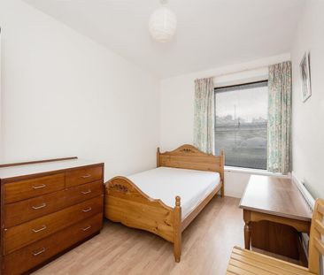 Cross Lane, Crookes, Sheffield - Photo 3