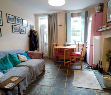 2 bedroom cottage to rent - Photo 2