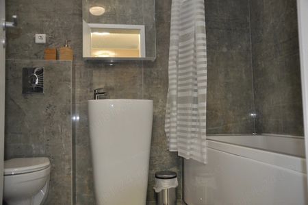 Aparatorii patriei oltenitei sky garden - Photo 2