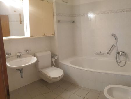 4.5 Zimmer, 110 m², 2. Stock - Photo 3
