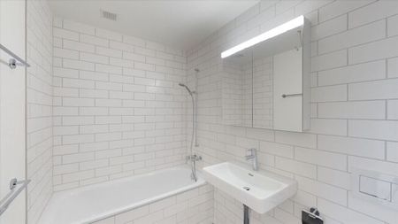 In the heart of the action - by the lake - at the station - without a deposit - Photo 5