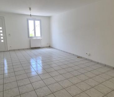 Location Maison 5 pièces 87m² LA ROCHE SUR YON 85000 - Photo 1