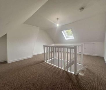 Church Road, Thornton Hough, CH63 - Photo 6