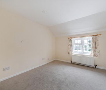 3 bedroom detached house to rent - Photo 3