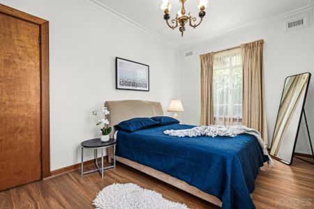 Please contact Molly Rogerson to arrange an inspection; SandringhamPM2@hodges.com.au - Photo 2