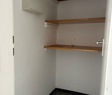 Platz für die ganze Familie! 3-Zimmer-Wohnung direkt am Park! - Photo 3