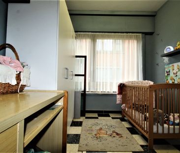 Ruime woning (205 m²) te koop in Oostrozebeke – centraal gelegen tu... - Photo 5