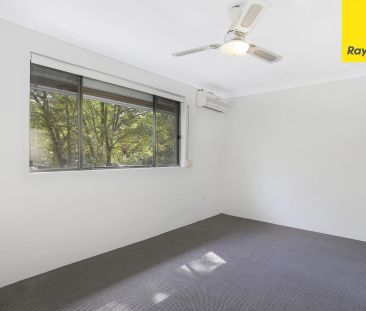 Quiet Townhouse in Prime Location - Photo 2