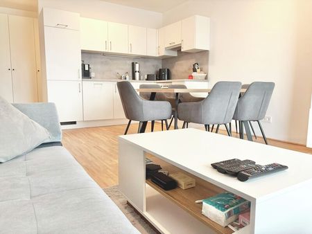 BALKONTRAUM | HELLE 2 ZIMMER | HOCHWERTIGE AUSSTATTUNG | TOPLAGE - Photo 4