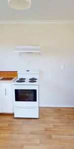 Tawhero - 2 Bedrooms - Photo 4