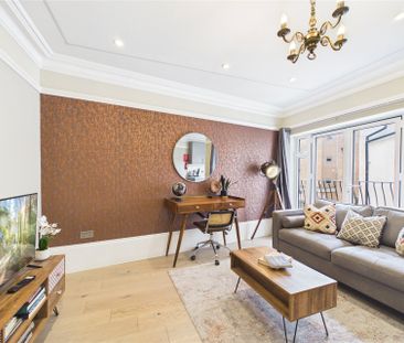 1 bedroom Flat in The Forbury, Berkshire - Photo 2