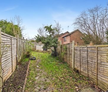 1 bedroom House in Hilmanton, Reading - Photo 5