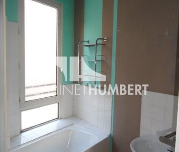 Location Appartement 4 pièces 84m² ST ETIENNE 42000 - Photo 3