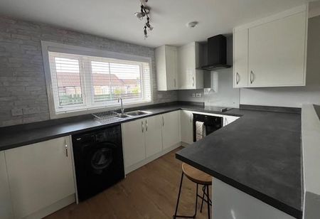 1 bedroom semi-detached bungalow to rent - Photo 4