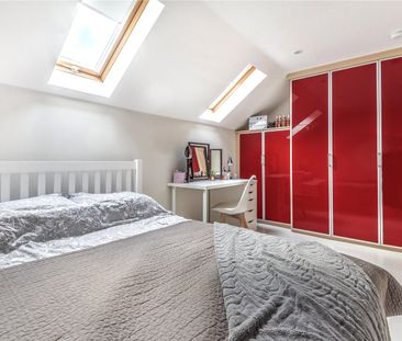 3 bedroom terraced house to rent - Photo 2