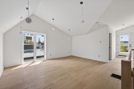 For Lease - 608 Tweedsmuir Avenue Unit# A, Westboro - Hampton Park, Ontario - Photo 5