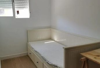 Calle Teniente Díaz Corpas, Málaga, Andalusia 29007