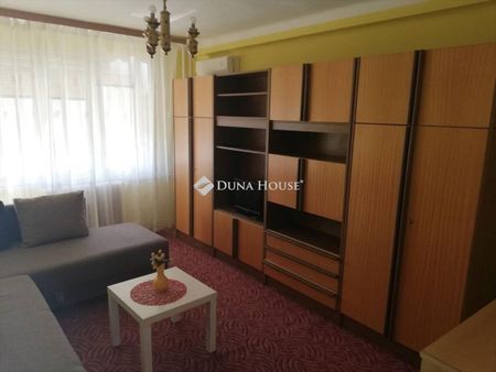 Kiadó jó állapotú lakás - Pécs - Fotó 2