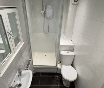 Woodside Place, Burley, Leeds, LS4 2QU - Photo 5