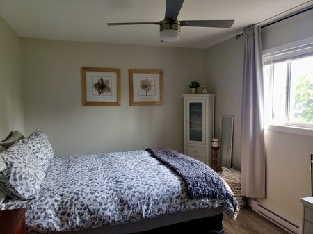 3 Bdrm: Updated Main Floor Suite in Lake Country - Photo 5