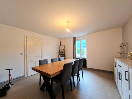 Location Appartement 92m² - Photo 2