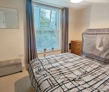 2 bedroom Flat To Let - Photo 5
