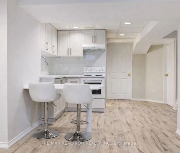 16 Foxglove Court #Bsmt - Photo 4