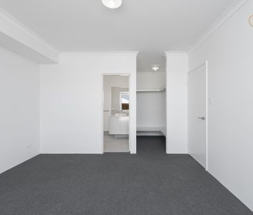 Walk to Coles @ $800 Per Week - Photo 6