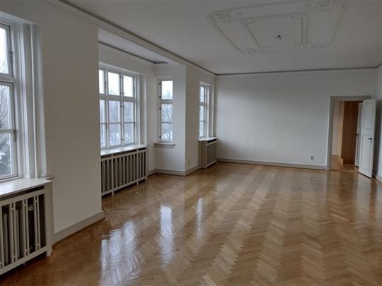 Filosofgangen, herskabslejlighed - 3-tv - Photo 1