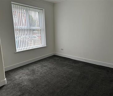 3 Bedroom Terraced House For Rent in Belgrave Road, Manchester - Photo 1