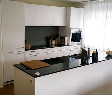 3½ Zimmer-Wohnung in Wald (ZH), möbliert, auf Zeit - Photo 2