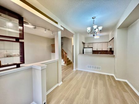For Lease - 10 Cox Boulevard Unit# 26, Markham, Ontario - Photo 5