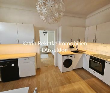 CHARMANTE ALTBAU-STUDIOWOHNUNG - HOHE DECKEN - IN ZENTRALER LAGE - ... - Foto 1