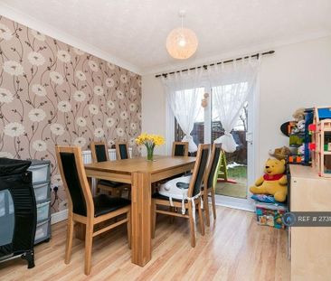 3 bedroom terraced house to rent - Photo 1