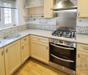 2 bedroom terraced house to rent - Photo 5