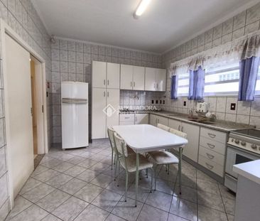 Casa com 3 quartos e 230m² para alugar em Centro, Florianópolis. - Foto 3