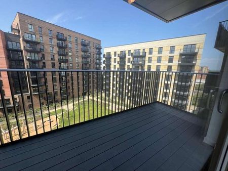 Arusha Court, Farine Avenue, Hayes, UB3 - Photo 4