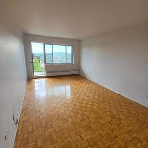 CESSION DE BAIL – 4½ À CÔTE-DES-NEIGES – DISPONIBLE IMMÉDIATEMENT - Photo 2